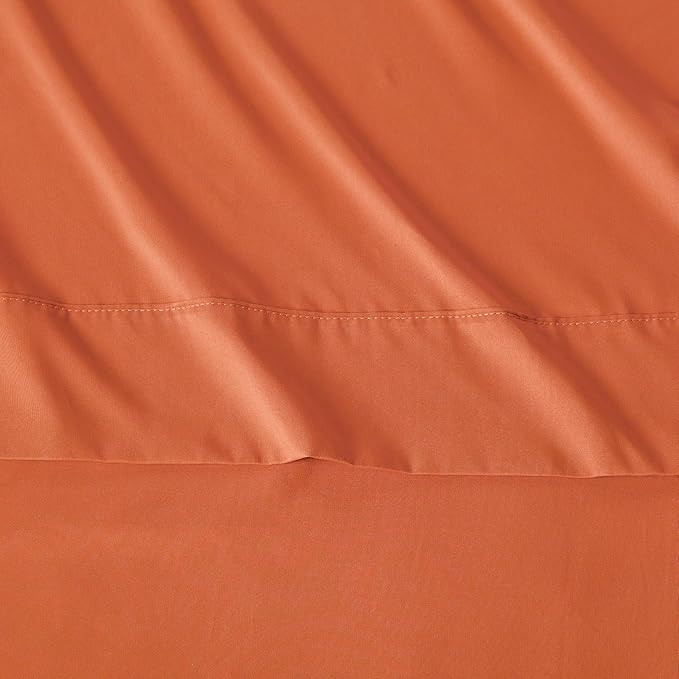 Amazon Basics Lightweight Microfiber 4-Piece Bed Sheet Set - Image 4