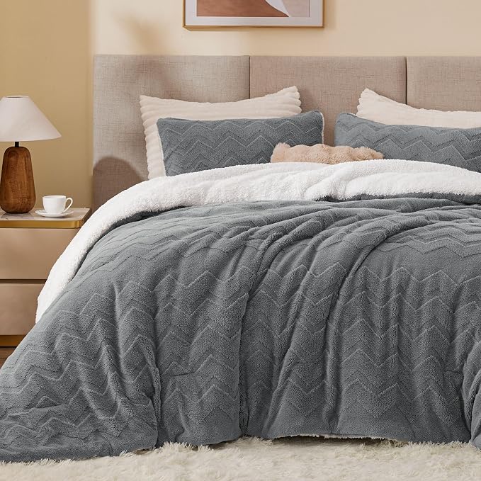 BEDELITE Fluffy Queen Comforter Set - Image 2