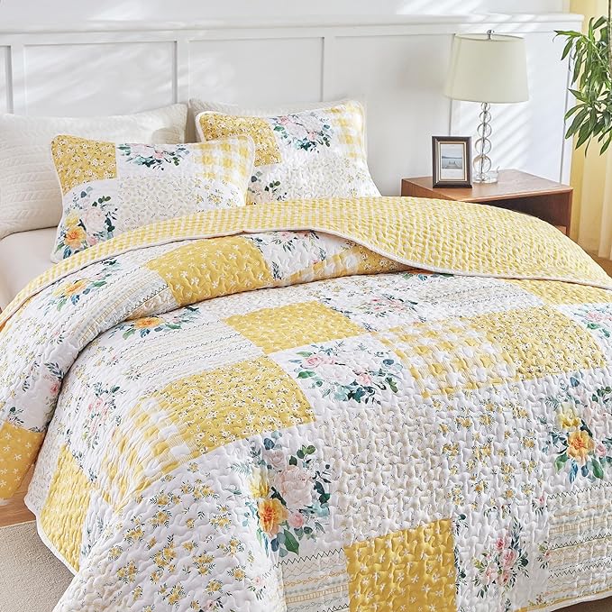 Joyreap 2 Pieces Floral Patchwork Quilt Set Twin, Soft n Cozy Microfiber Quilt - Image 5