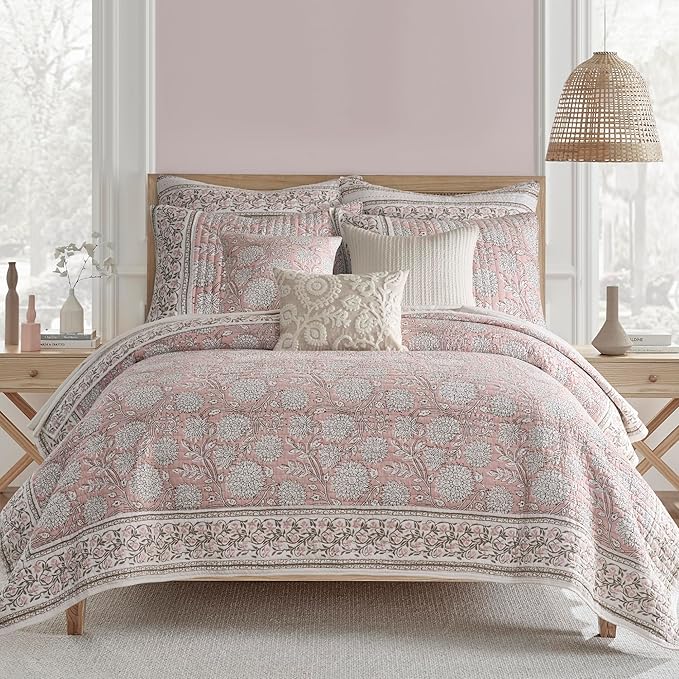 Levtex Home Adare Blush Reversible Full/Queen Quilt Set by LevtexHome