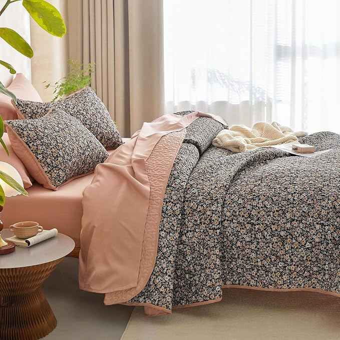 Wake In Cloud - Floral Quilt Set, Cute Vintage Flower Cottagecore Shabby Chic - Image 5