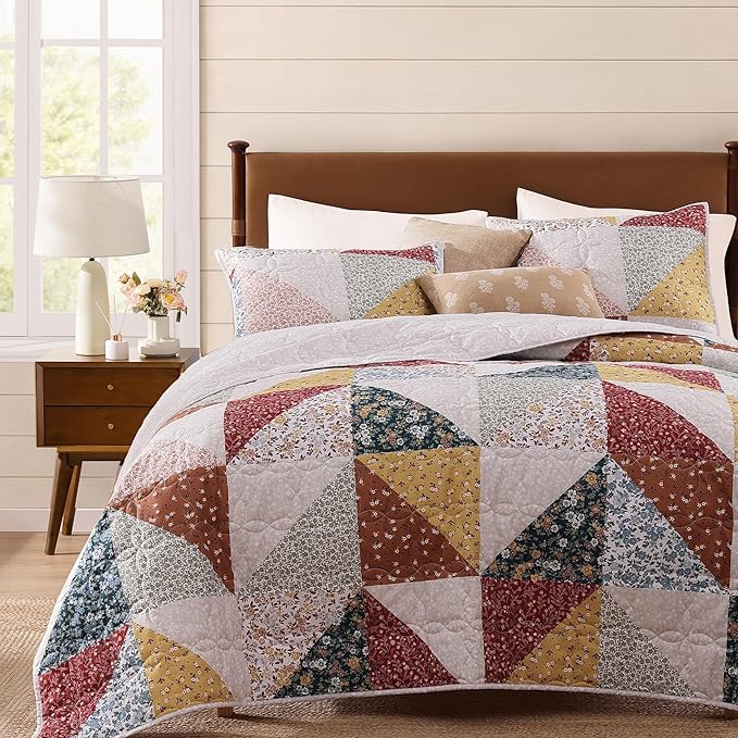 BLOOMHAVEN Quilt Set King Size, Patchwork Burnt Orange Floral Quilt Sets by BLOOMHAVEN