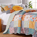 Greenland Home Carlie Modern Floral Reversible Quilt Set, 3-Piece Full/Queen by GreenlandHome
