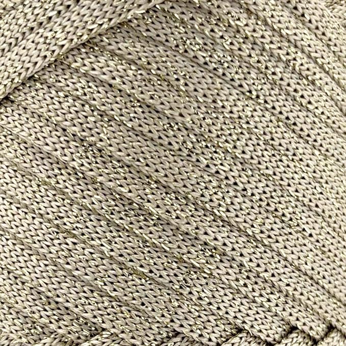 5 Skeins of Sensy Premium 4mm - Image 2