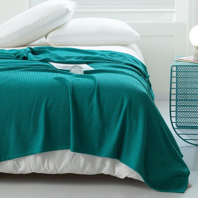 AmyHomie Cooling Blanket Queen Size, 100% Rayon Derived from Bamboo, Cool by AmyHomie