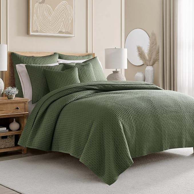 Levtex Home Cross Stitch Reversible Full/Queen Quilt Set and 2 Pillow Shams by LevtexHome