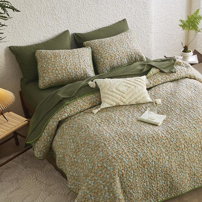 Wake In Cloud - Floral Quilt Set, Cute Vintage Flower Cottagecore Shabby Chic - Image 3