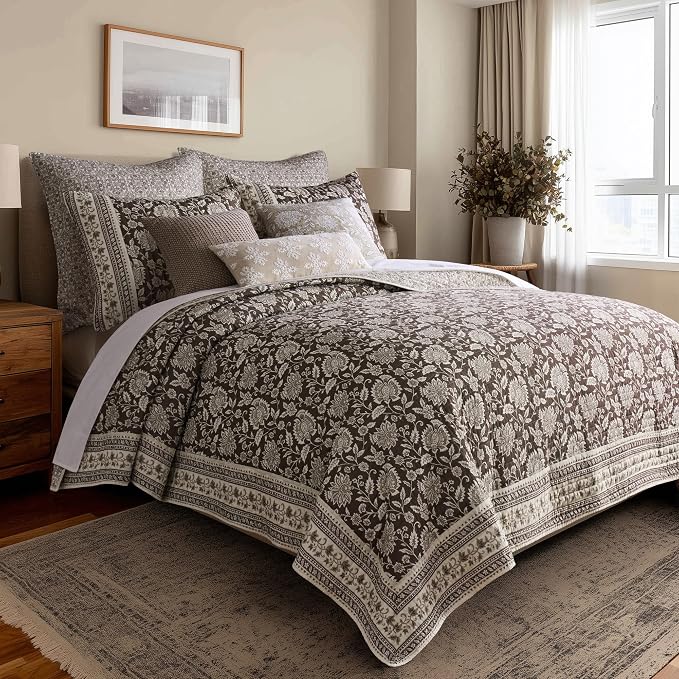 Levtex Home Adare Cocoa Reversible Full/Queen Quilt Set and 2 Pillow Shams - Image 2