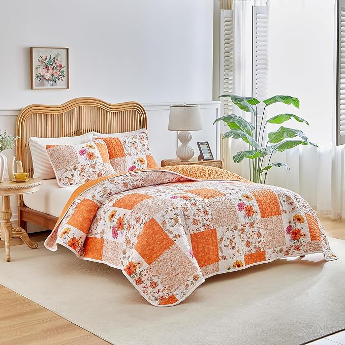 Joyreap 3 Pieces Floral Patchwork Quilt Set Queen, Smooth Soft Microfiber Quilt - Image 2