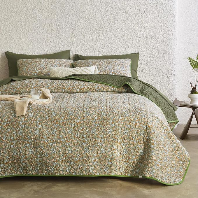 Wake In Cloud - Floral Quilt Set, Cute Vintage Flower Cottagecore Shabby Chic - Image 2