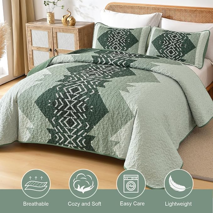 Dintszyayue Green Boho Quilt Set King Size, 3 Piece Aztec Texture Bedspread - Image 3