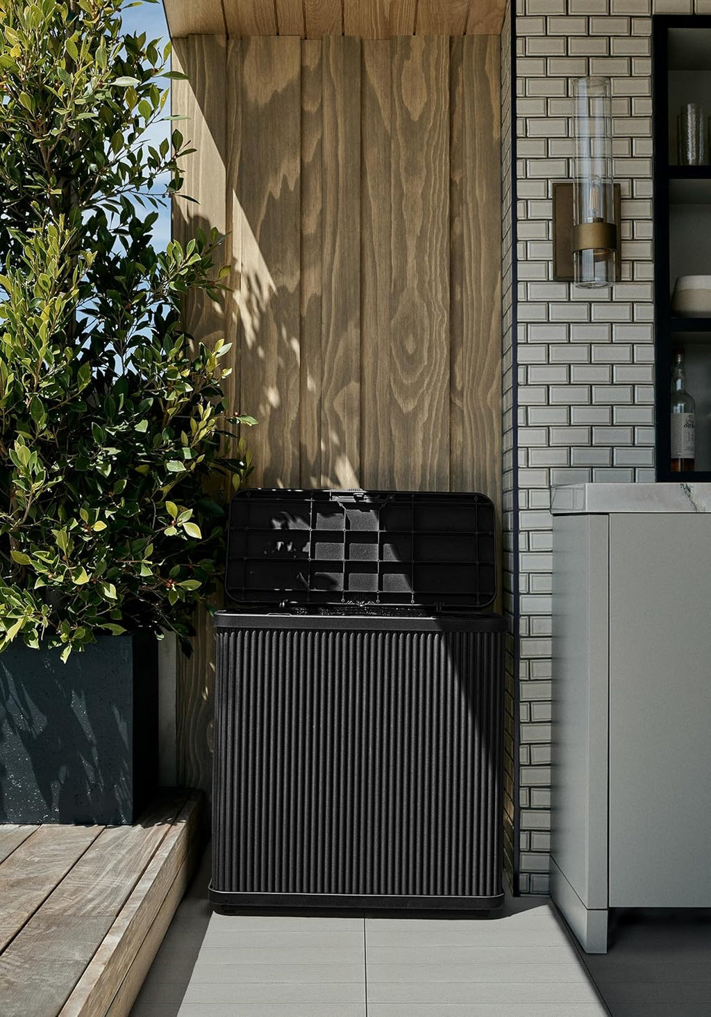 Veradek Tambour Series Outdoor Trash Can with Lid – All-Weather Waste Bin for Patio, Pool, BBQs & Parties | Durable Dual Bag System up to 30 Gallons | Modern Design for Backyard or Deck