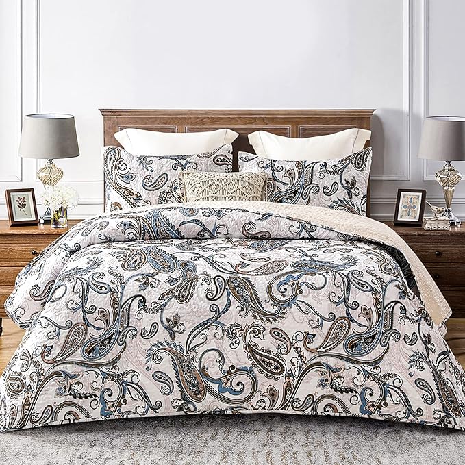 Whale Flotilla Reversible Printed Quilts Queen Size, Extra Soft Boho Paisley by WHALEFLOTILLA