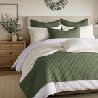 Levtex Home Cross Stitch Reversible Full/Queen Quilt Set and 2 Pillow Shams - Image 2