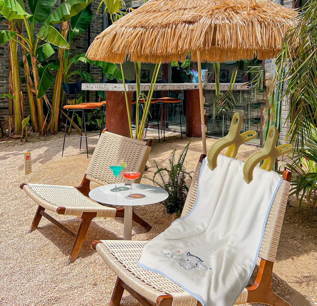 Plastic Clothes Pins Spring Clips Heavy Duty Laundry Clothespins Beach Towel Clips Clothes Pins Air-Drying Clothing Pin ，Set of 8 (Yellow)