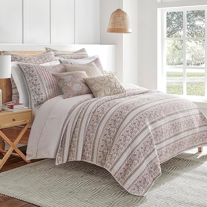Levtex Home Adare Blush Reversible King/Cal King Quilt Set - Image 3
