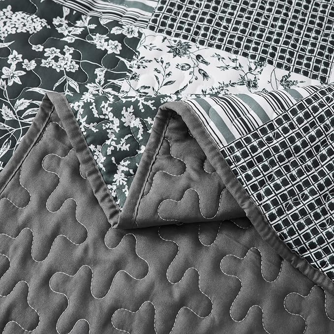 Mybedsoul Black Grey Boho Quilt Set Queen Size, 3 Pieces Plaid Floral Bedspread - Image 5
