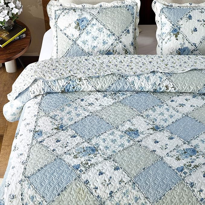 VIVILINEN Blue Floral Patchwork Quilt Set 132x120 Alaska King Size Bedding Set - Image 4