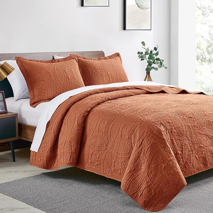 Love's cabin California King Size Quilt Bedding Set Umber Bedspreads - Image 2