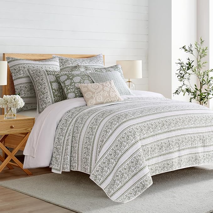 Levtex Home Adare Sage Reversible King/Cal King Quilt Set - Image 3