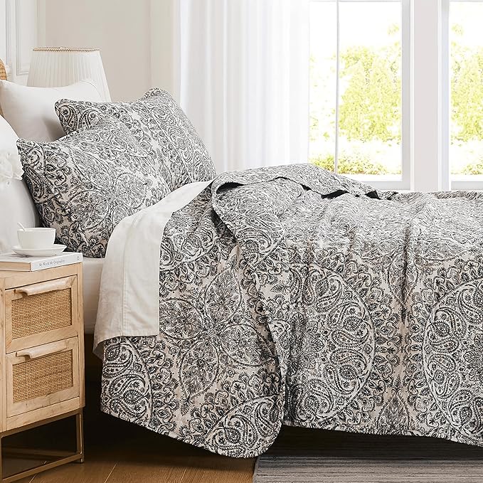 Southshore Fine Living, Inc. Ashanti Collection Oversized Quilt Queen Bedding by SouthshoreFineLivingInc